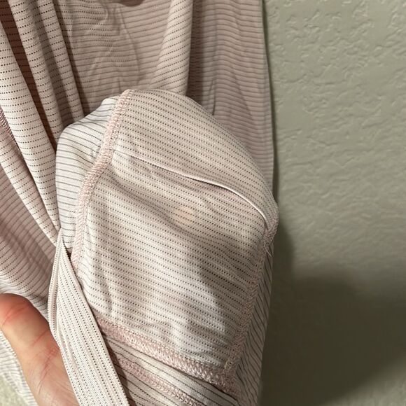 LULULEMON Just Wanna Run Tank, Pink/Grey Stripe, Size 6 - Picture 8 of 11